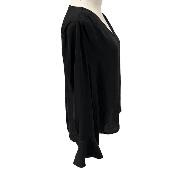 MNG By Mango Black Polyester Long Bell Sleeve V-Neck Blouse Size 4 Women's - Picture 5 of 7